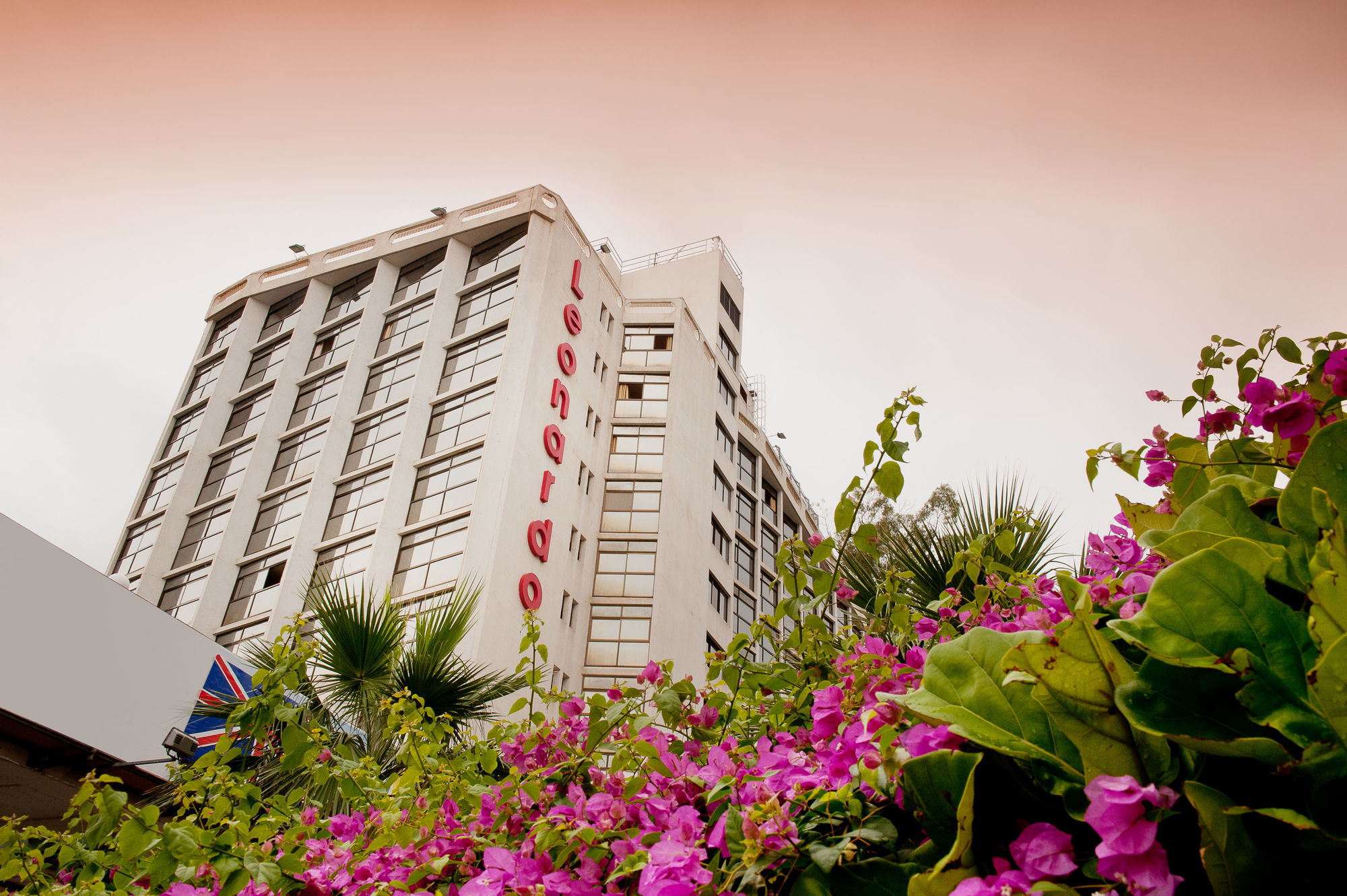 Leonardo Hotel Тверия Экстерьер фото